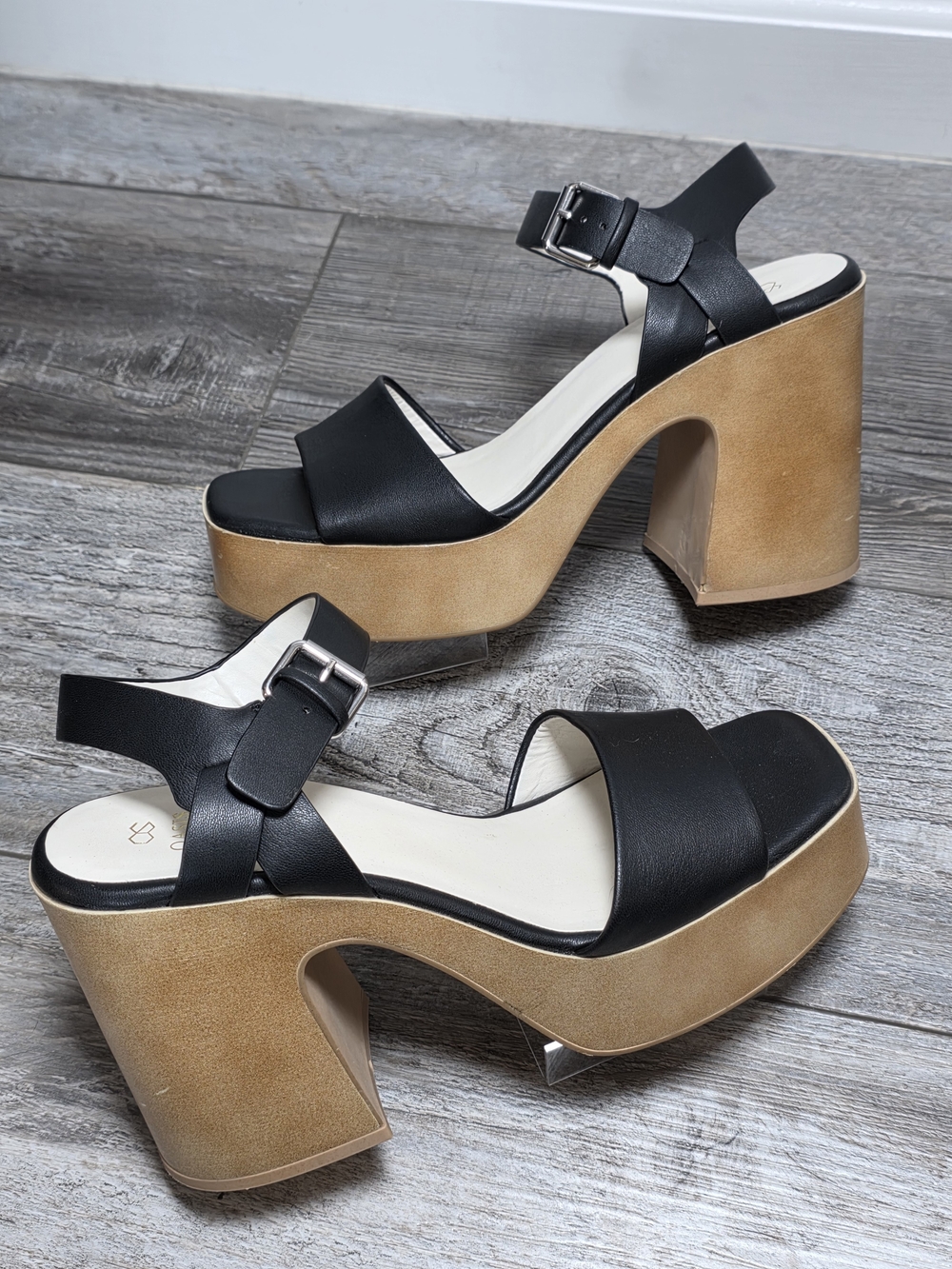 Oasis Society Chunky Open Toe Block Heels Sz 9